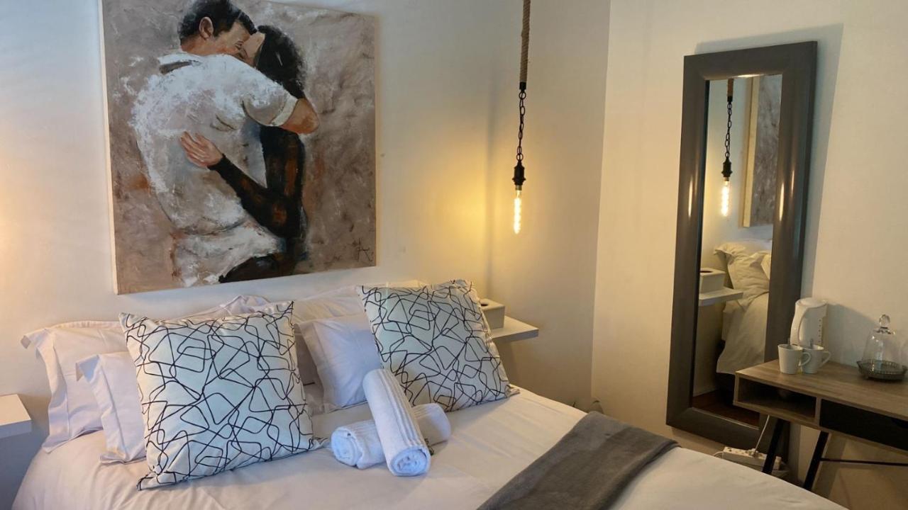 Luxury Upmarket Guesthouse 20 On 4Th ルステンブルク エクステリア 写真