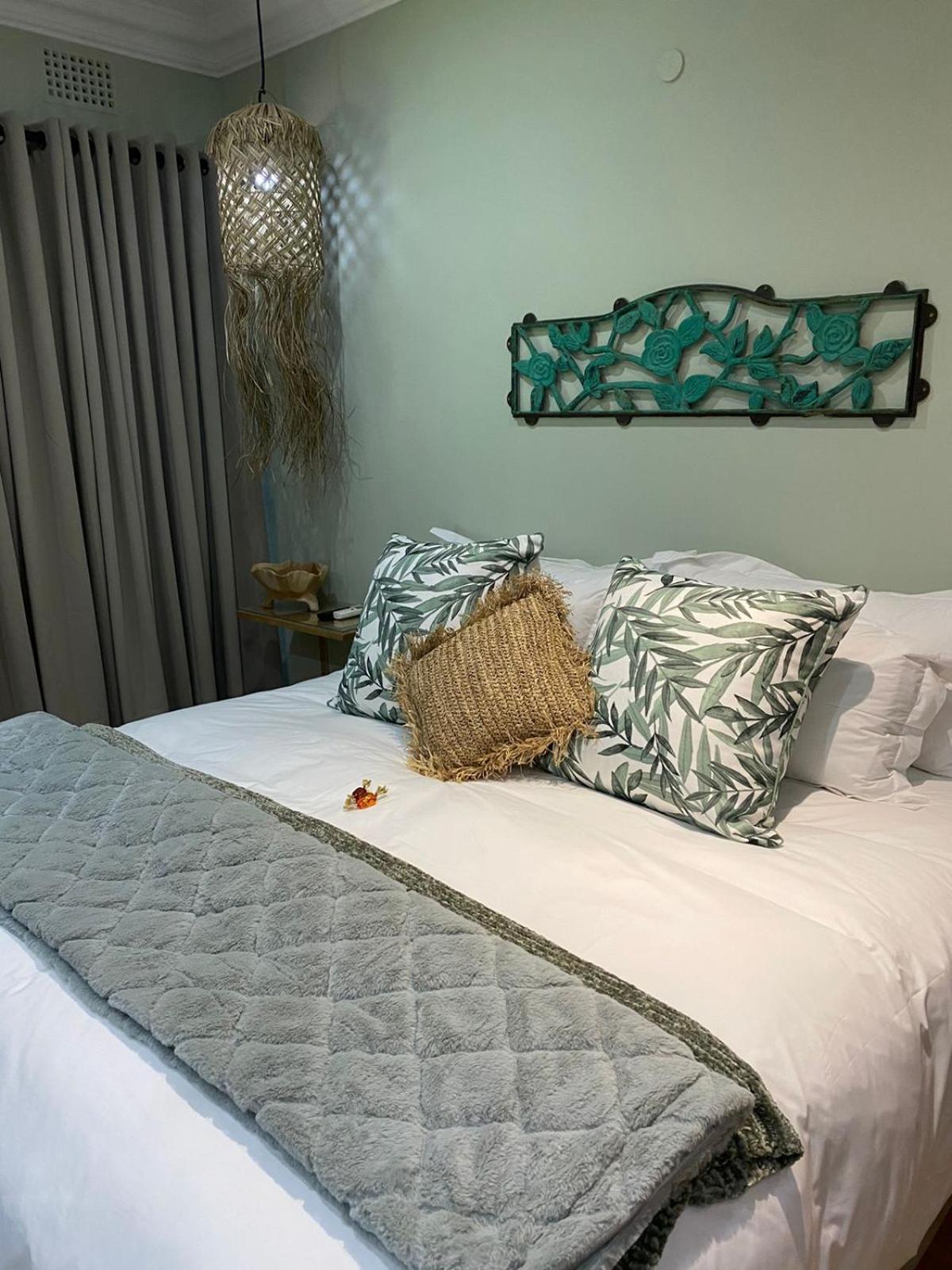 Luxury Upmarket Guesthouse 20 On 4Th ルステンブルク エクステリア 写真